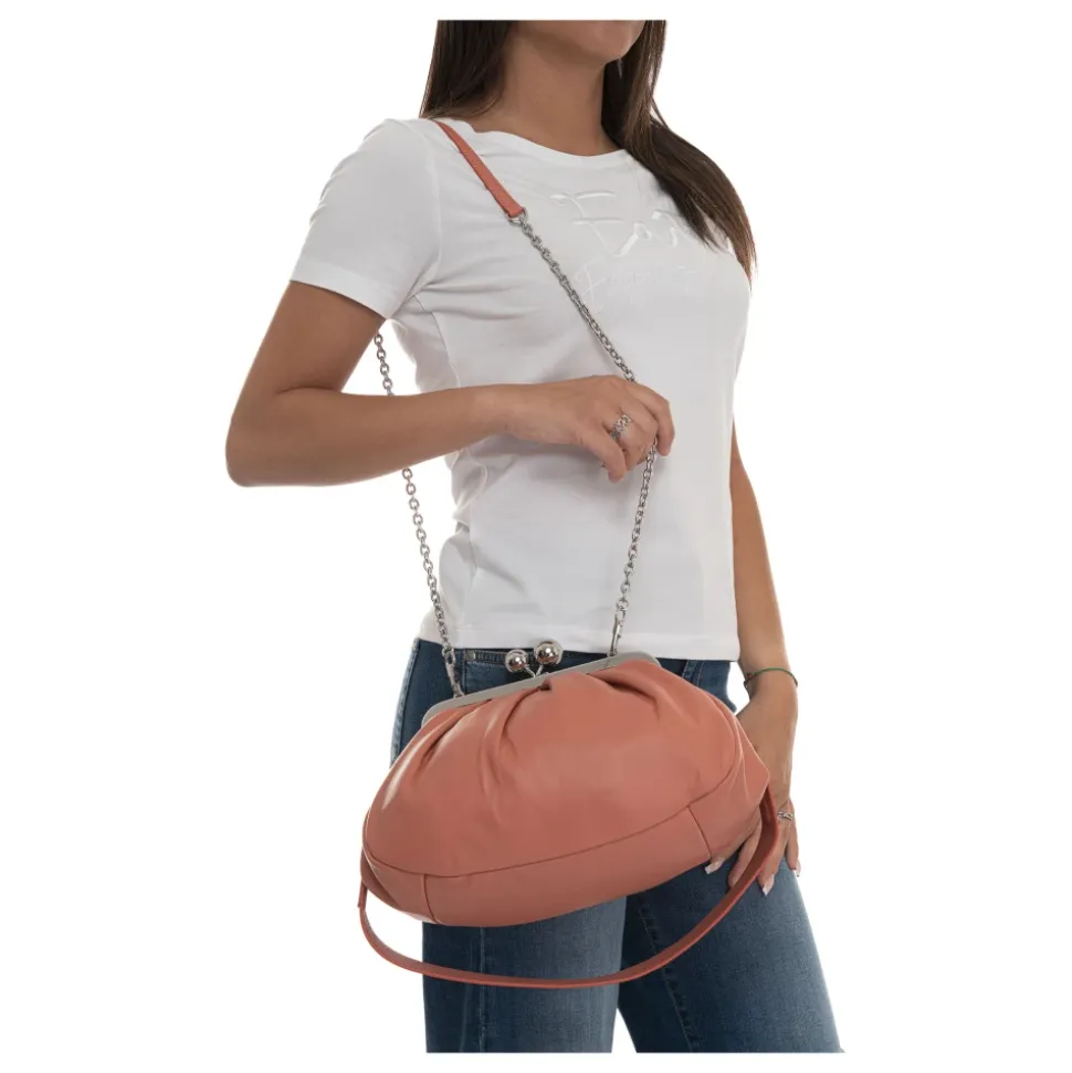 Weiche Leder-Schultertasche mit Kette