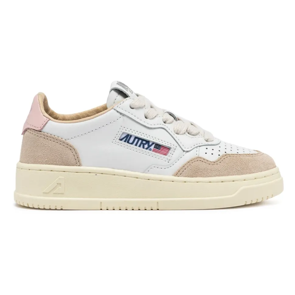 Weiße flache Schuhe mit Bimat Tal