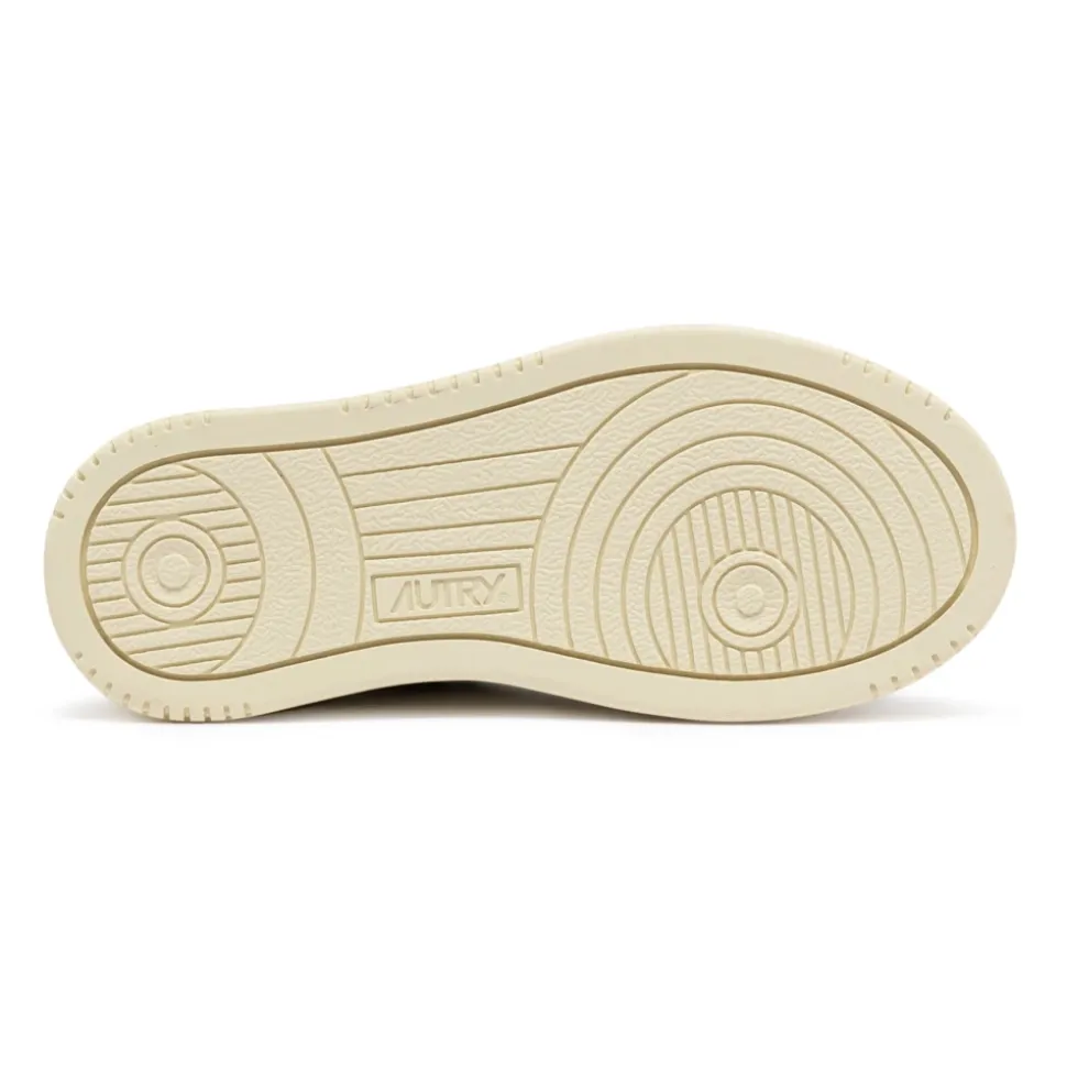 Weiße flache Schuhe mit Bimat Tal