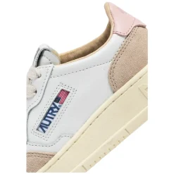 Weiße flache Schuhe mit Bimat Tal
