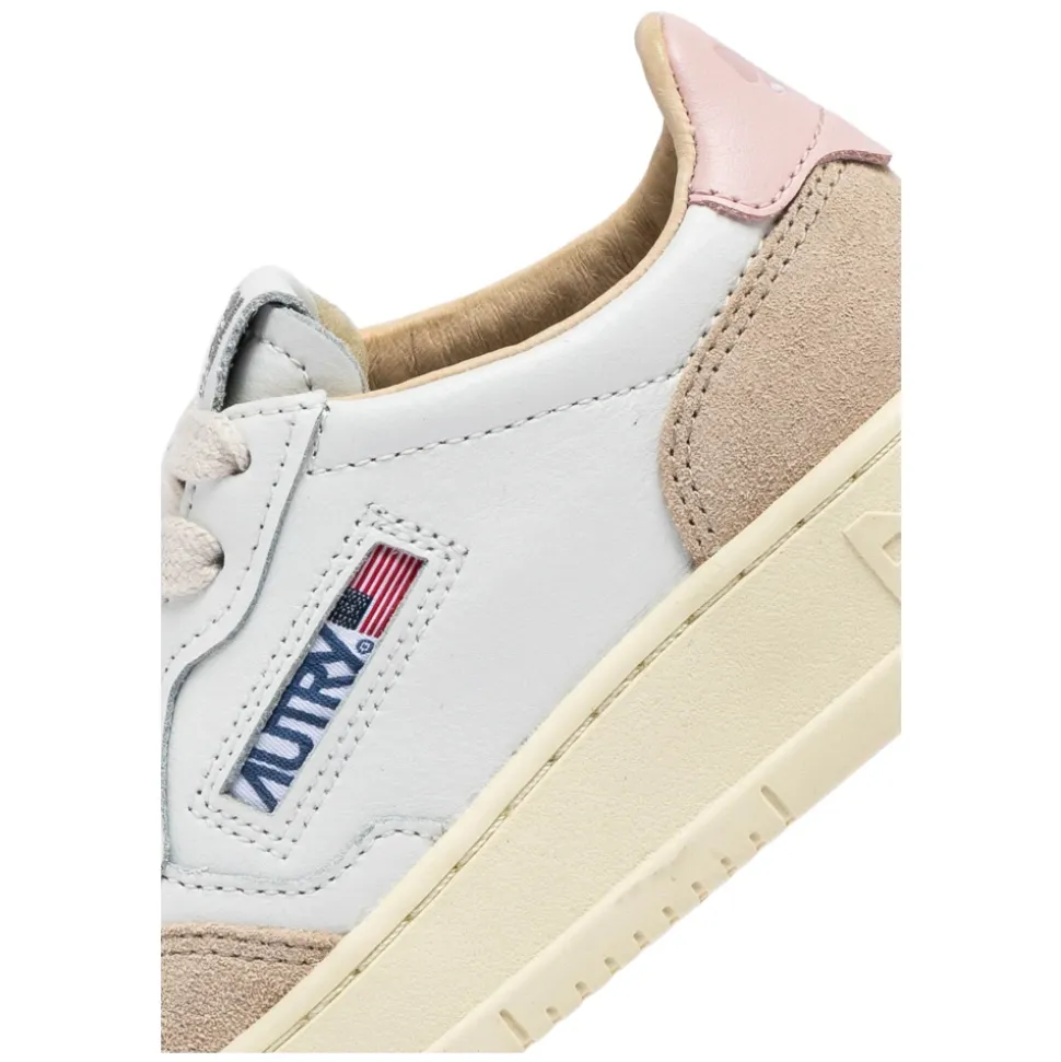 Weiße flache Schuhe mit Bimat Tal