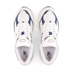 Weiße Mesh-Ledersneaker 2002R