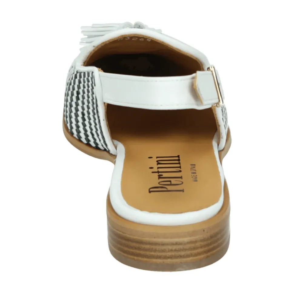 Weiße Sling-back Sandale