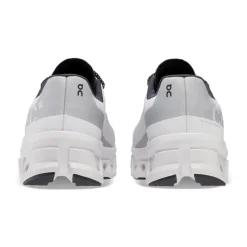 Weiße Sneakers mit CloudTec® Technologie