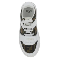 Weiße Sneakers mit FF-Motiv