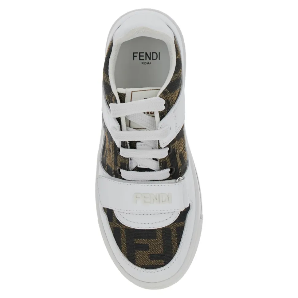 Weiße Sneakers mit FF-Motiv