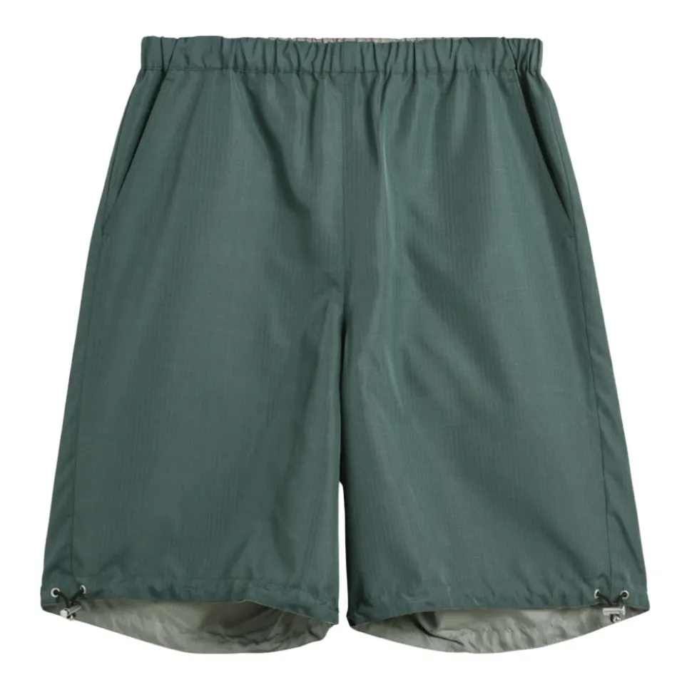 Wendbare leichte grüne Shorts