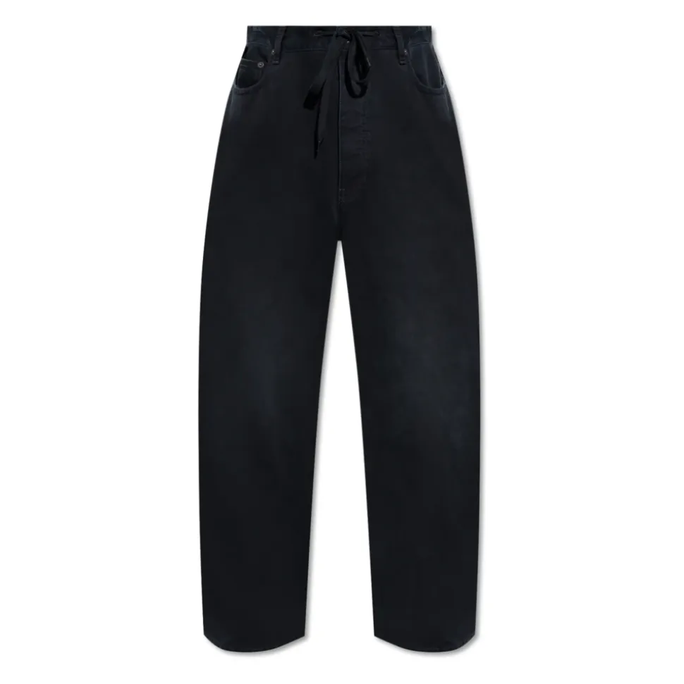 Wide-Leg Jeans