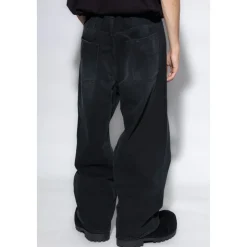 Wide-Leg Jeans