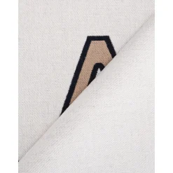 Wollschal mit umgekehrtem Logo