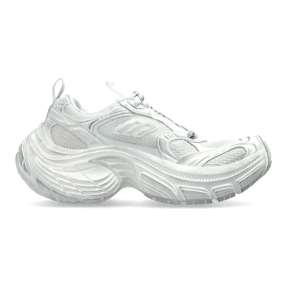 6XL Sneakers