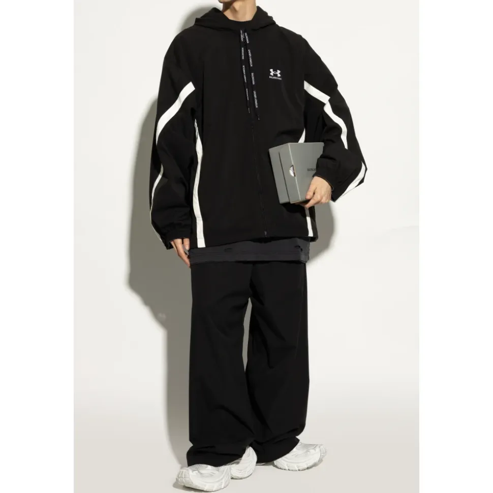 6XL Sneakers