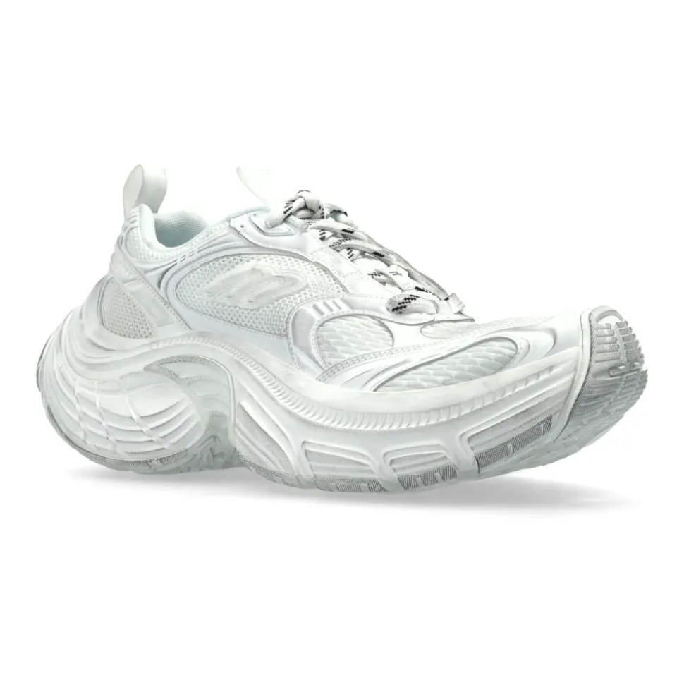 6XL Sneakers