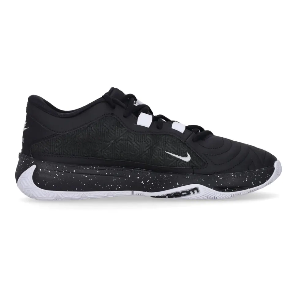Zoom Freak 5 Basketballschuh