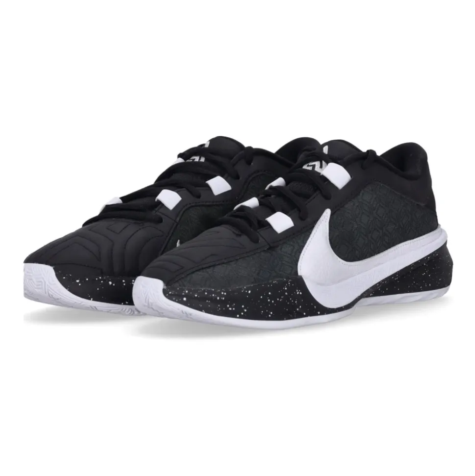 Zoom Freak 5 Basketballschuh
